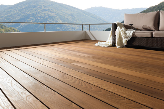 Terrassendielen bei Holz Botzem in Alzenau